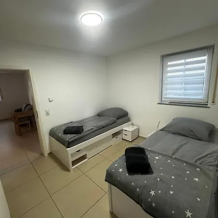 Fewo Lohmar Апартаменты Ломар